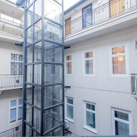 Kalvin 2bdr With Ac Appartement Boedapest